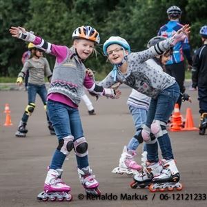 Skeelermiddag voor Hengelose basisschooljeugd geslaagd